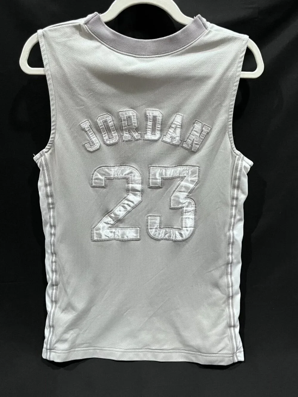 Jordan Brand UNC Tar Heels Silver Mesh Basketball Jersey #23 Men’s Small